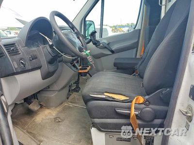 Zdjęcie 7 z 13 samochodu: 2016 MERCEDES-BENZ SPRINTER 2500 DELIVERY VAN VIN:WD3PE8DD9GP361069 - miniatura