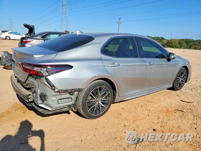 Trzecie zdjęcie samochodu z tyłu: 2021 TOYOTA CAMRY SE VIN:4T1S31AK3MU021604 - miniatura