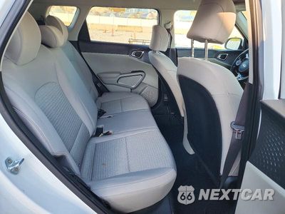 Zdjęcie 11 z 13 samochodu: 2020 KIA SOUL S VIN:KNDJ23AU7L7034885 - miniatura