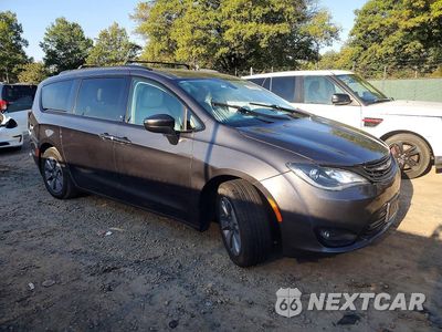 Czwarte zdjęcie samochodu z boku: 2018 CHRYSLER PACIFICA HYBRID LIMITED VIN:2C4RC1N70JR365800 - miniatura
