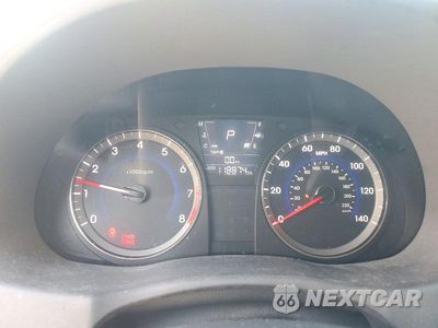 Zdjęcie 9 z 12 samochodu: 2013 HYUNDAI ACCENT SE VIN:KMHCU5AE4DU079465 - miniatura