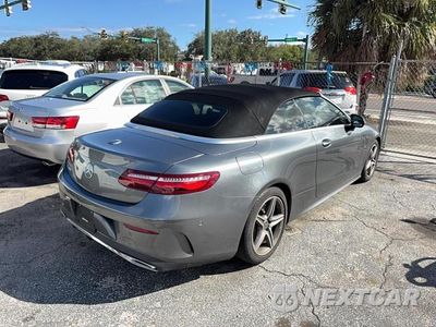 Czwarte zdjęcie samochodu z boku: 2018 MERCEDES-BENZ E 400 VIN:WDD1K6FBXJF051939 - miniatura