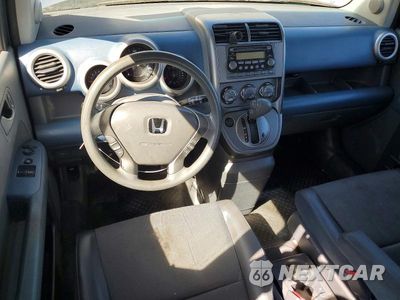 Zdjęcie 8 z 13 samochodu: 2006 HONDA ELEMENT EX VIN:5J6YH18776L006592 - miniatura
