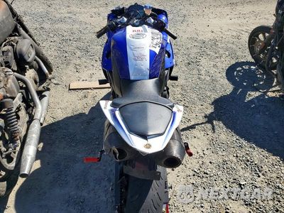 Zdjęcie 6 z 9 samochodu: 2010 YAMAHA YZFR1 VIN:JYARN23EXAA008402 - miniatura