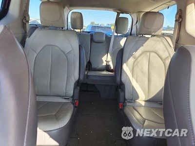 Zdjęcie 10 z 13 samochodu: 2017 CHRYSLER PACIFICA TOURING L VIN:2C4RC1BG0HR587560 - miniatura