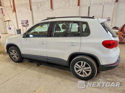 Drugie zdjęcie samochodu z przodu: 2015 VOLKSWAGEN TIGUAN S VIN:WVGAV7AX5FW614621 - miniatura