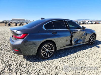Trzecie zdjęcie samochodu z tyłu: 2021 BMW 330I VIN:3MW5R1J04M8B88143 - miniatura