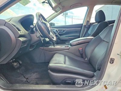 Zdjęcie 7 z 12 samochodu: 2017 NISSAN ALTIMA 2.5 SR VIN:1N4AL3AP4HC248115 - miniatura