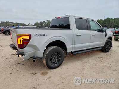 Trzecie zdjęcie samochodu z tyłu: 2026 FORD F150 LARIAT VIN:1FTFW5L56TKE02045 - miniatura