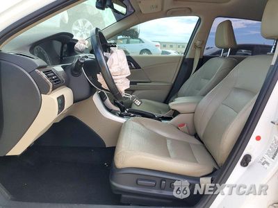 Zdjęcie 7 z 13 samochodu: 2016 HONDA ACCORD TOURING VIN:1HGCR3F98GA015152 - miniatura