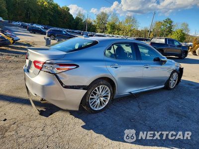 Trzecie zdjęcie samochodu z tyłu: 2020 TOYOTA CAMRY XLE VIN:4T1F11AK8LU393722 - miniatura