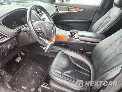 Zdjęcie 7 z 13 samochodu: 2016 LINCOLN MKX SELECT VIN:2LMTJ8KR4GBL61499 - miniatura