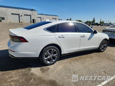 Trzecie zdjęcie samochodu z tyłu: 2025 HONDA ACCORD HYBRID EXL VIN:1HGCY2F64SA015001 - miniatura