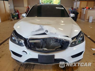 Piąte zdjęcie samochodu w środku: 2016 MERCEDES-BENZ E 350 4MATIC VIN:WDDHF8JB8GB196421 - miniatura