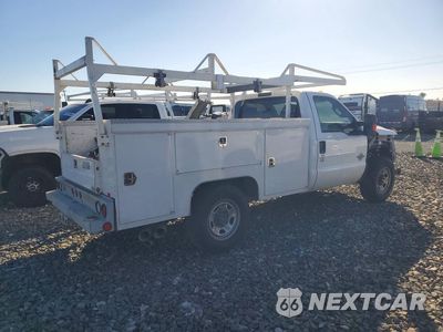 Trzecie zdjęcie samochodu z tyłu: 2016 FORD F350 SUPER DUTY VIN:1FDRF3ET8GED42167 - miniatura