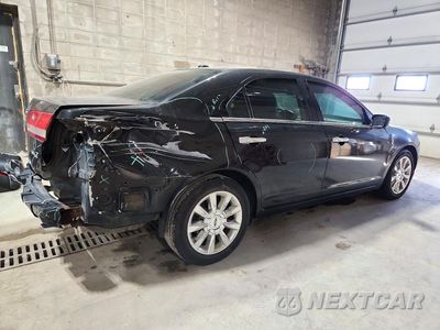Trzecie zdjęcie samochodu z tyłu: 2011 LINCOLN MKZ VIN:3LNHL2GC3BR766566 - miniatura