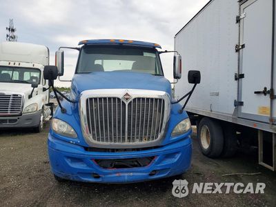 Piąte zdjęcie samochodu w środku: 2012 INTERNATIONAL PROSTAR SEMI TRUCK VIN:1HSDJSJR3CJ053014 - miniatura