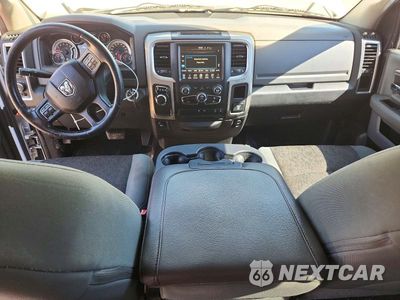 Zdjęcie 8 z 12 samochodu: 2015 RAM 1500 SLT VIN:1C6RR6LM0FS613559 - miniatura