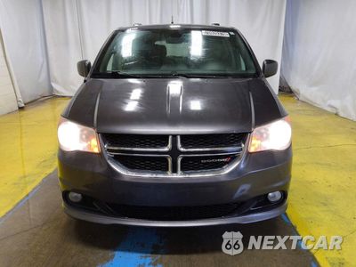 Piąte zdjęcie samochodu w środku: 2019 DODGE GRAND CARAVAN SXT VIN:2C4RDGCG0KR785366 - miniatura
