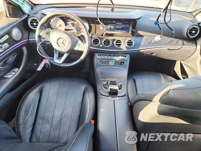 Zdjęcie 8 z 12 samochodu: 2018 MERCEDES-BENZ E 300 4MATIC VIN:WDDZF4KB6JA407026 - miniatura