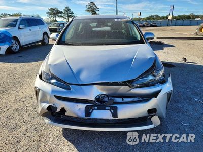 Piąte zdjęcie samochodu w środku: 2021 TOYOTA PRIUS LE AWD-E VIN:JTDL9MFUXM3028588 - miniatura