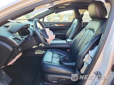 Zdjęcie 7 z 12 samochodu: 2020 LINCOLN MKZ RESERVE VIN:3LN6L5F95LR619875 - miniatura