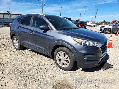 Czwarte zdjęcie samochodu z boku: 2019 HYUNDAI TUCSON VALUE VIN:KM8J33A42KU941486 - miniatura