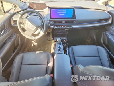 Zdjęcie 8 z 12 samochodu: 2023 TOYOTA PRIUS XLE VIN:JTDACAAU5P3014746 - miniatura