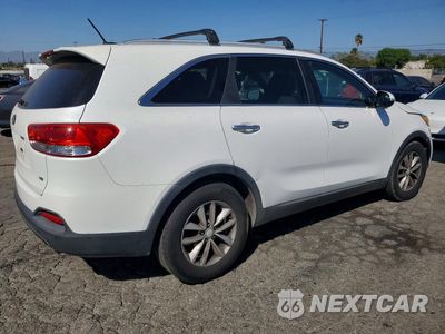 Trzecie zdjęcie samochodu z tyłu: 2017 KIA SORENTO LX V6 VIN:5XYPG4A57HG207017 - miniatura