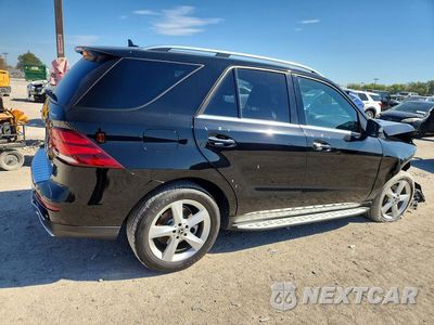Trzecie zdjęcie samochodu z tyłu: 2018 MERCEDES-BENZ GLE 350 4MATIC VIN:4JGDA5HB0JB038928 - miniatura