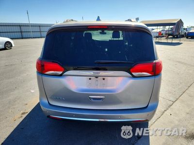 Zdjęcie 6 z 14 samochodu: 2020 CHRYSLER PACIFICA TOURING L VIN:2C4RC1BG8LR114496 - miniatura