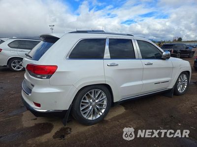 Trzecie zdjęcie samochodu z tyłu: 2018 JEEP GRAND CHEROKEE SUMMIT VIN:1C4RJFJGXJC199769 - miniatura