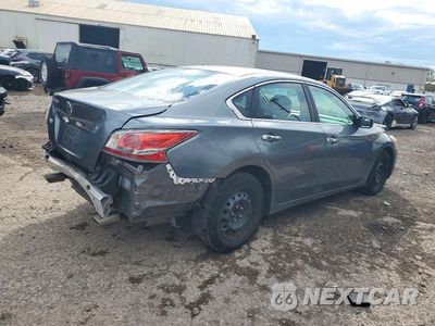 Trzecie zdjęcie samochodu z tyłu: 2015 NISSAN ALTIMA 2.5 S VIN:1N4AL3AP7FC176372 - miniatura