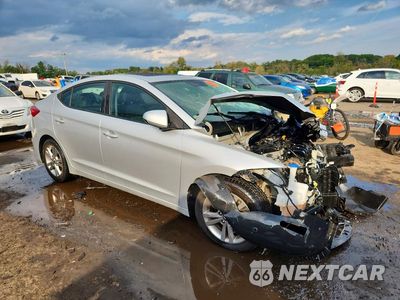 Czwarte zdjęcie samochodu z boku: 2017 HYUNDAI ELANTRA VALUE EDITION VIN:KMHD84LF0HU261307 - miniatura