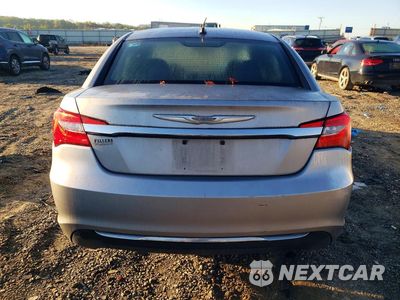 Zdjęcie 6 z 12 samochodu: 2013 CHRYSLER 200 LX VIN:1C3CCBABXDN648295 - miniatura