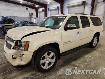 2014 CHEVROLET SUBURBAN K1500 LTZ 1GNSKKE70ER209141 - główne zdjęcie licytacji z USA - miniatura