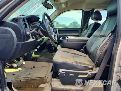 Zdjęcie 7 z 12 samochodu: 2011 CHEVROLET SILVERADO K1500 LT VIN:1GCRKSE36BZ160950 - miniatura