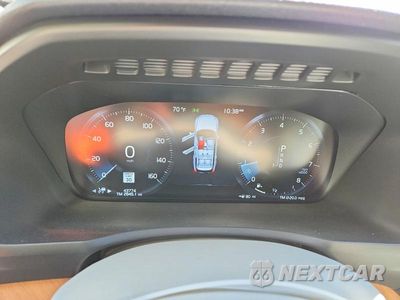 Zdjęcie 9 z 13 samochodu: 2021 VOLVO XC90 T6 MOMENTUM VIN:YV4A221K4M1734941 - miniatura