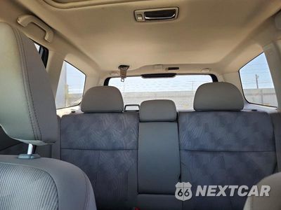 Zdjęcie 10 z 13 samochodu: 2010 SUBARU FORESTER 2.5X PREMIUM VIN:JF2SH6CC1AH905748 - miniatura