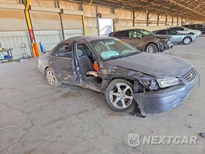 Czwarte zdjęcie samochodu z boku: 1998 TOYOTA CAMRY LE VIN:JT2BG22K1W0177382 - miniatura