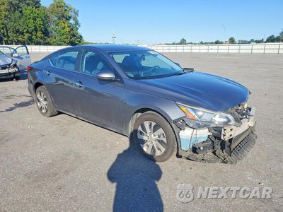 Czwarte zdjęcie samochodu z boku: 2019 NISSAN ALTIMA S VIN:1N4BL4BW9KC202674 - miniatura
