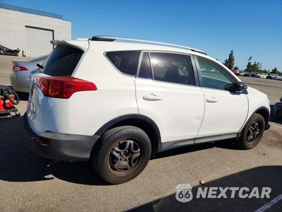 Trzecie zdjęcie samochodu z tyłu: 2015 TOYOTA RAV4 LE VIN:JTMZFREVXFJ047375 - miniatura