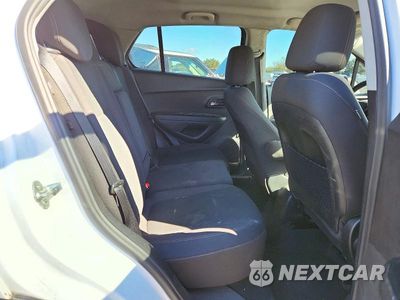 Zdjęcie 10 z 12 samochodu: 2018 CHEVROLET TRAX LS VIN:3GNCJKSB3JL291559 - miniatura