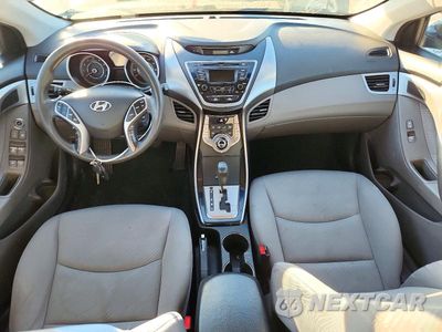Zdjęcie 8 z 12 samochodu: 2013 HYUNDAI ELANTRA GLS VIN:KMHDH4AE5DU912869 - miniatura