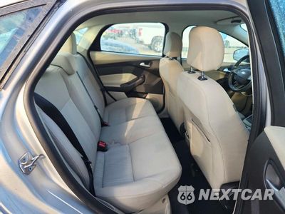 Zdjęcie 10 z 12 samochodu: 2016 FORD FOCUS SE VIN:1FADP3FE9GL359587 - miniatura