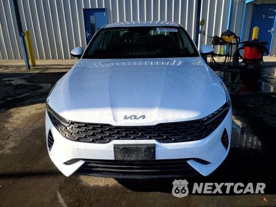 Piąte zdjęcie samochodu w środku: 2023 KIA K5 LXS VIN:5XXG14J23PG204660 - miniatura