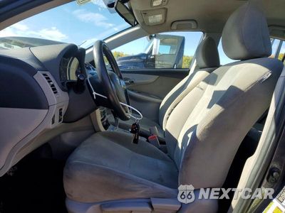 Zdjęcie 7 z 12 samochodu: 2013 TOYOTA COROLLA LE VIN:2T1BU4EE3DC070936 - miniatura