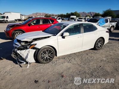 2023 TOYOTA CAMRY SE 4T1G11AK4PU736245 - główne zdjęcie licytacji z USA - miniatura
