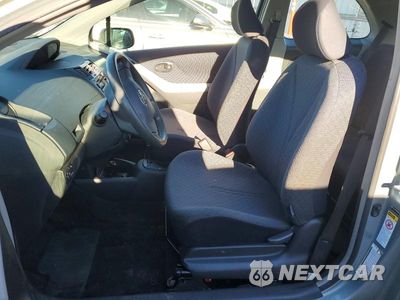Zdjęcie 7 z 12 samochodu: 2009 TOYOTA YARIS BASE VIN:JTDJT903695266018 - miniatura