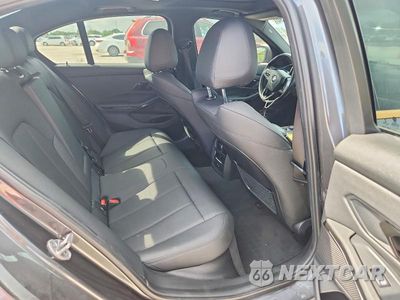 Zdjęcie 10 z 12 samochodu: 2021 BMW 330I VIN:3MW5R1J00M8B49811 - miniatura